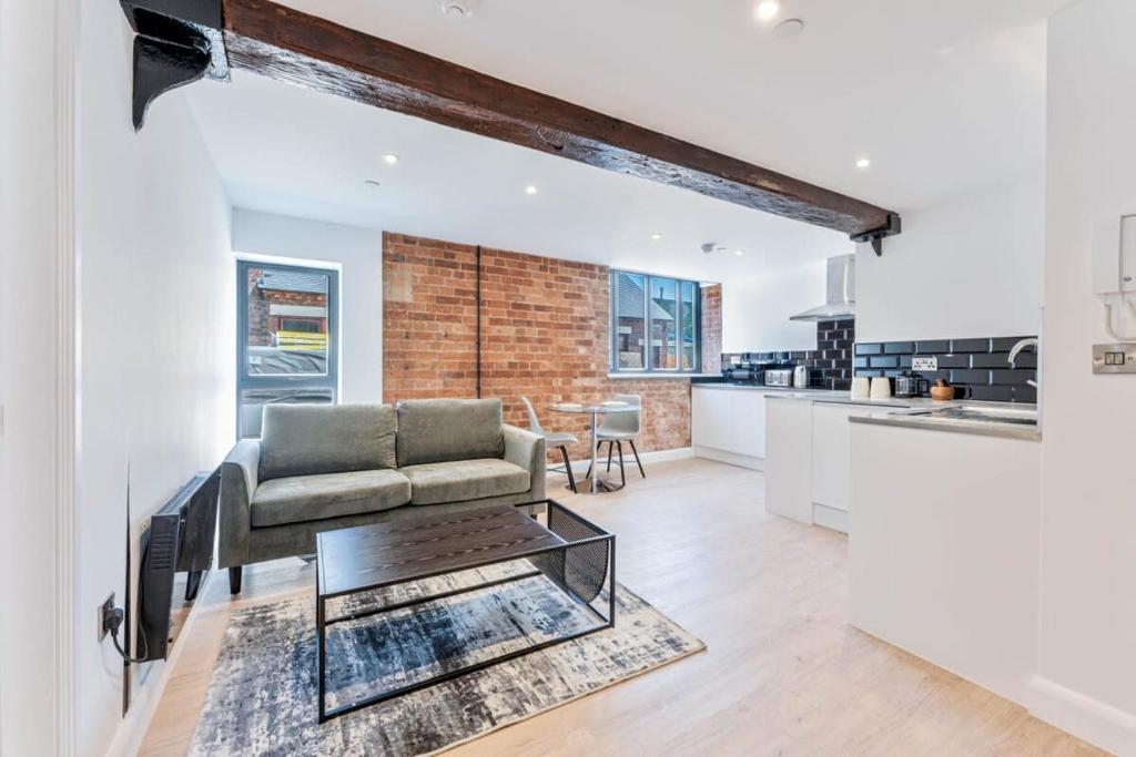 Η κουζίνα ή μικρή κουζίνα στο Characterful 1 Bed Apartment in Burton-on-Trent