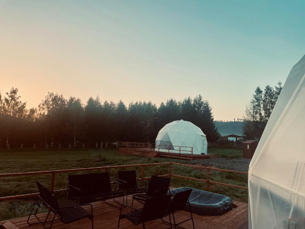 Zahrada ubytování beGLAMP glamping - narty, góry i Park Narodowy