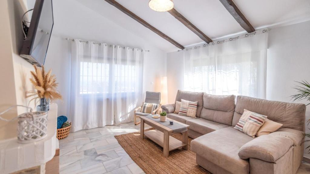 Posezení v ubytování Villa Universal Beauty Resort Torrox by Ruralidays