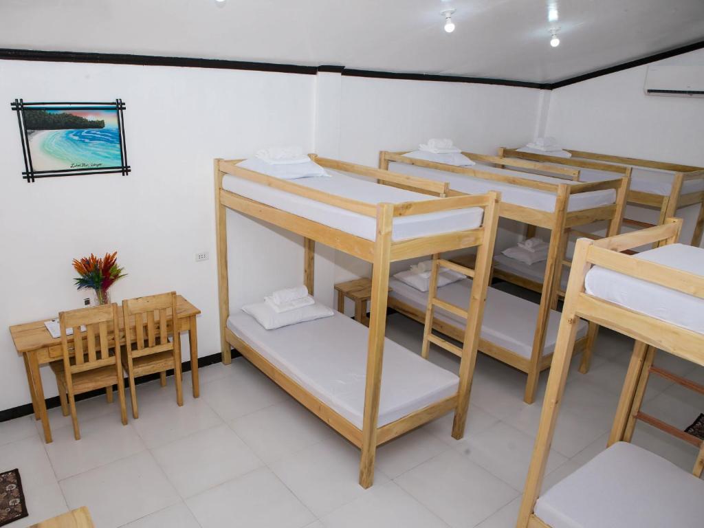 NOGS Homestay, near Magpupungko, Siargao Island Surfings Spots - Bungalow Familial