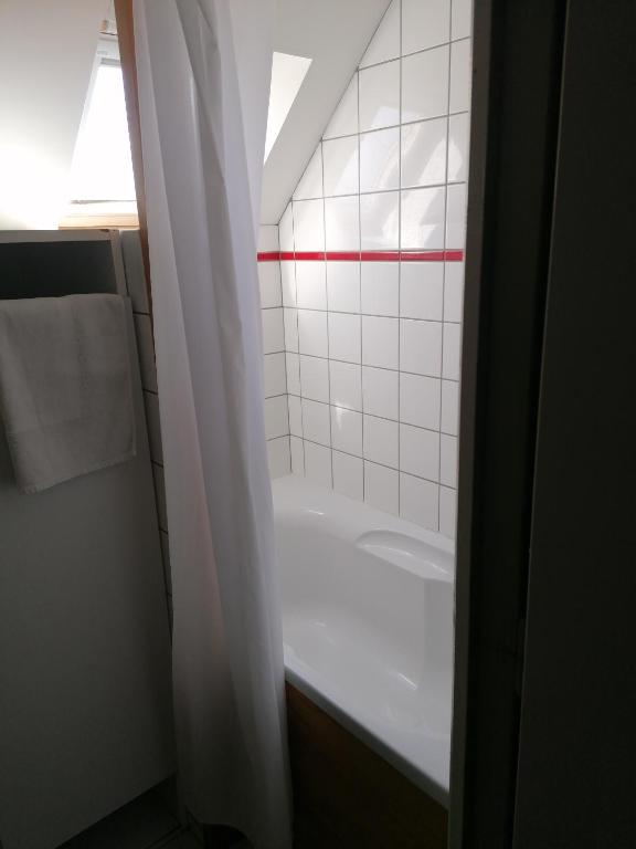Kúpeľňa v ubytovaní LA Vinee Gîte max 8 pers, maison familiale