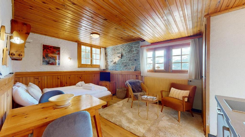 Posezení v ubytování Charming alpine studio in the Val d'Anniviers