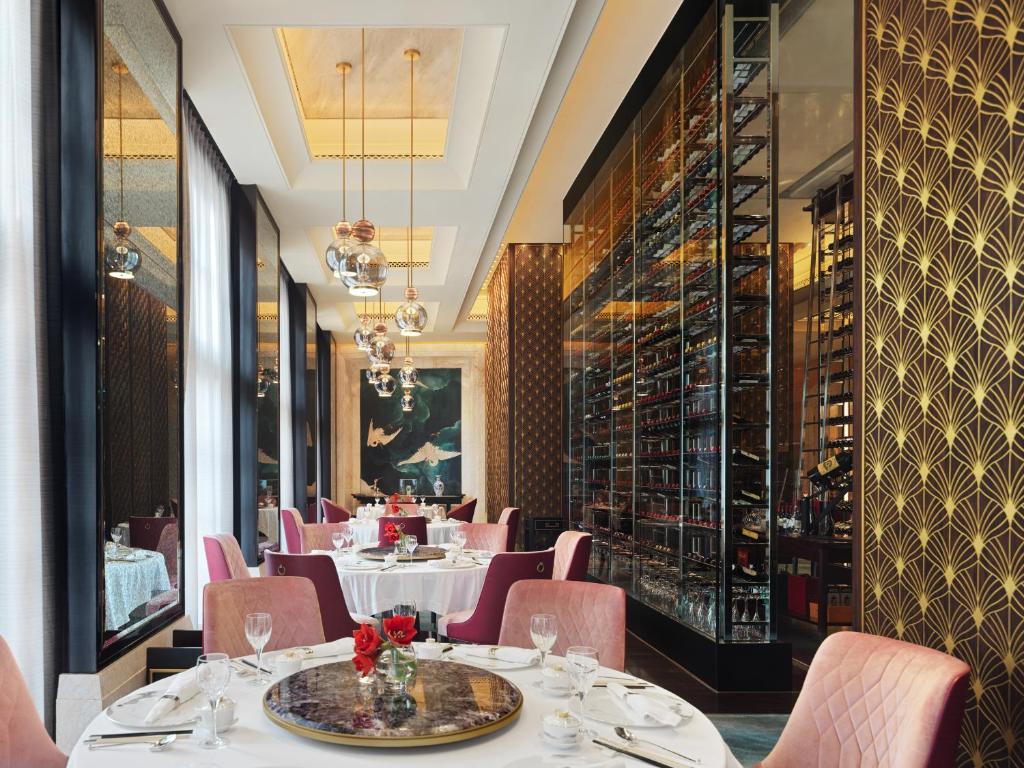 Restaurace v ubytování Four Seasons Hotel Macao