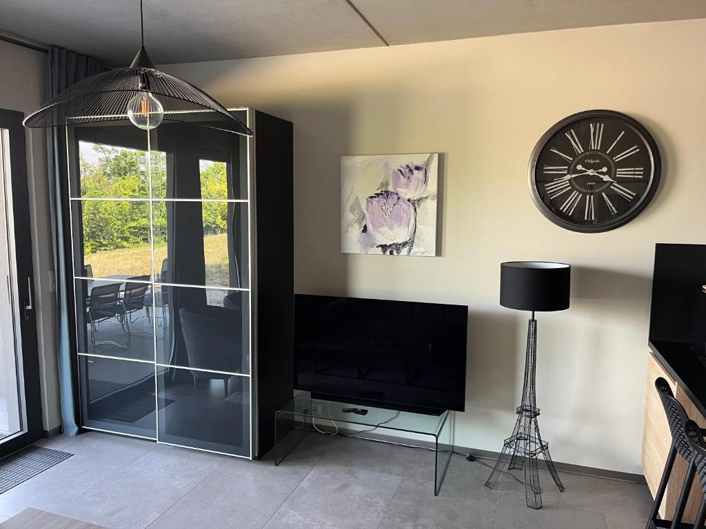 TheGuthPlace – photo 11