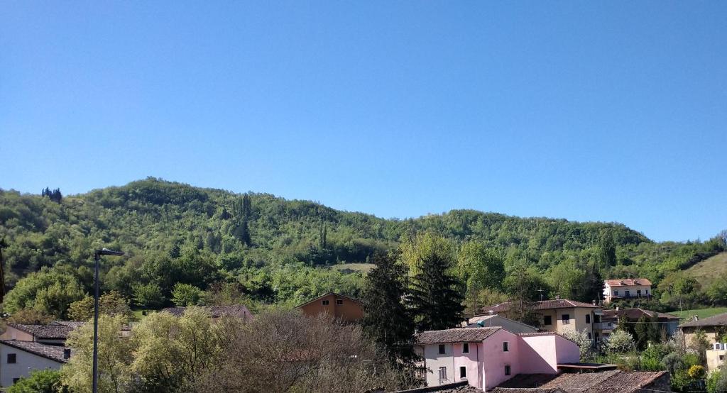 Nespecifikovaný výhled na hory nebo výhled na hory při pohledu z bed and breakfast
