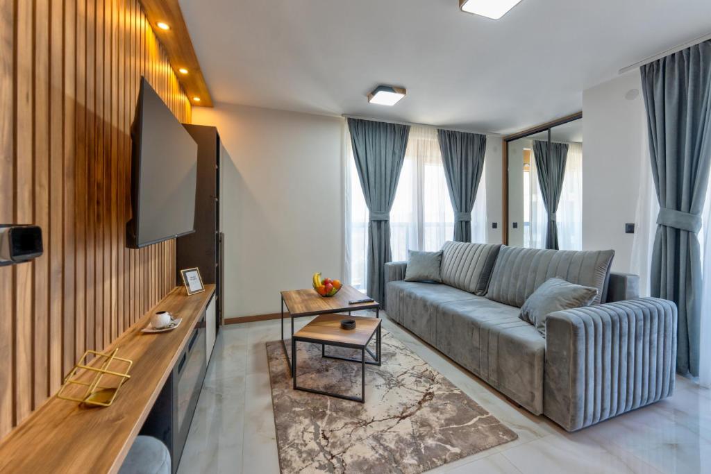 TV a/nebo společenská místnost v ubytování Golden Panorama Spa & Wellness