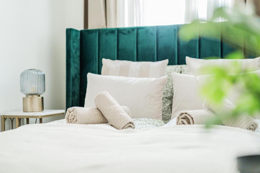 Postel nebo postele na pokoji v ubytování SEVEN Rooms Vienna