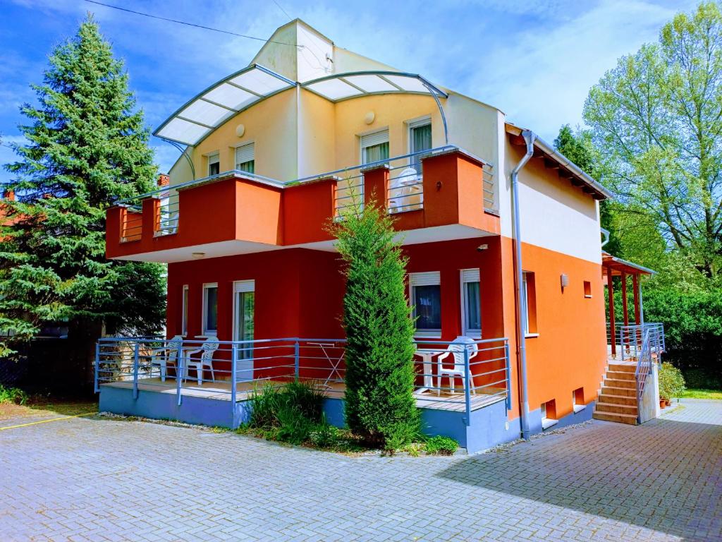 Budova, v ktorej sa penzión nachádza