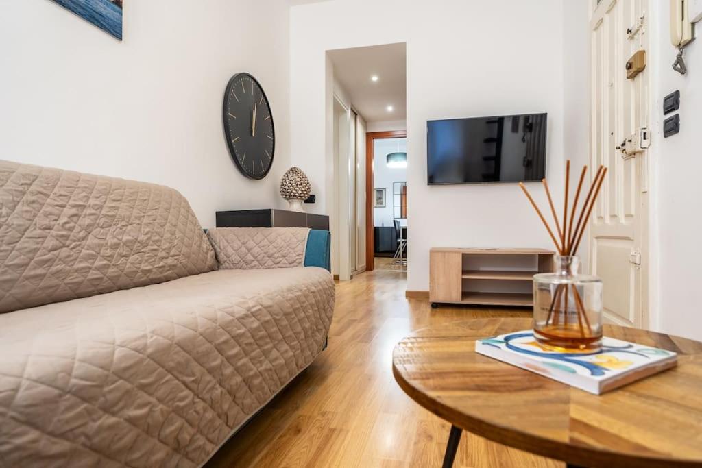 TV a/nebo společenská místnost v ubytování [MoroHouse] 50mt from Teatro Massimo