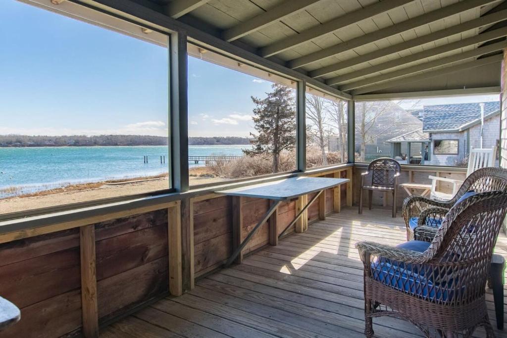 Stay at Collins Cove Stunning Water Views!, Eastham (updated prices 2024)