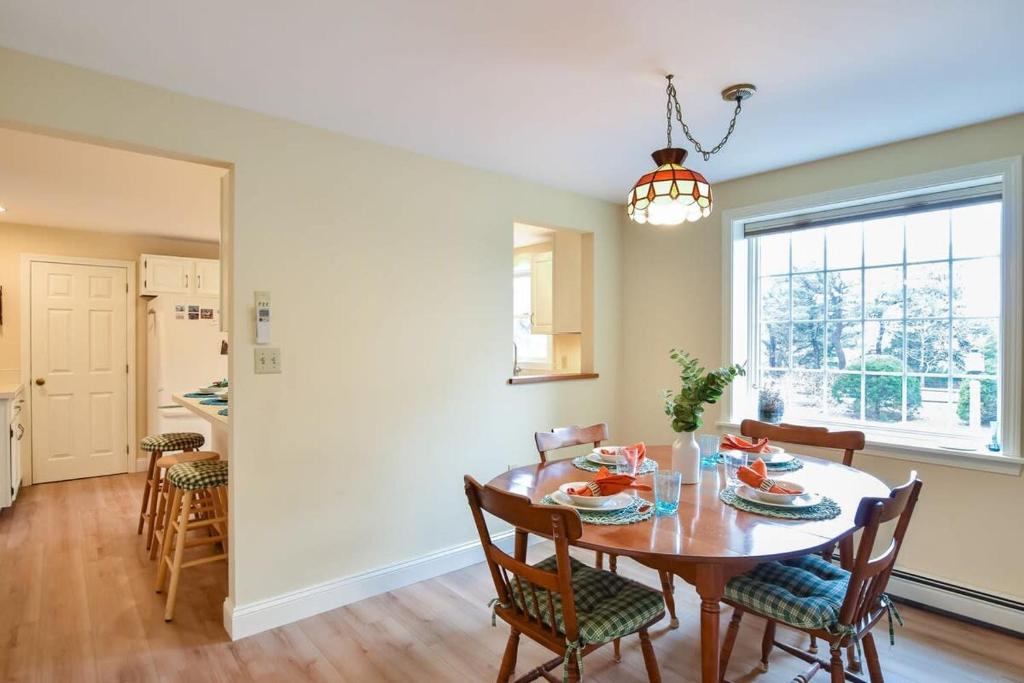 Fotografie z fotogalerie ubytování Sunroom Mins to Beaches Views of Marsh v destinaci Eastham