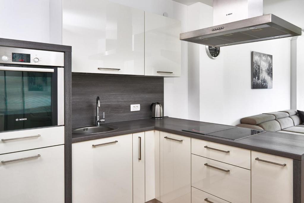 Lux Apartments Sunrior - 6