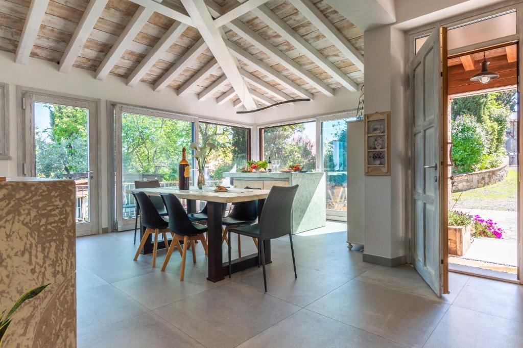 Φωτογραφία από το άλμπουμ του Un quadro sul Chianti σε Macialla