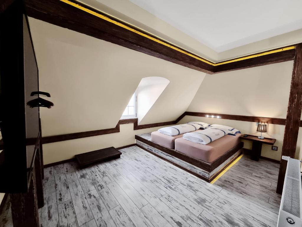 Hotel Rössle - Habitación Superior Con Dos Camas Queen