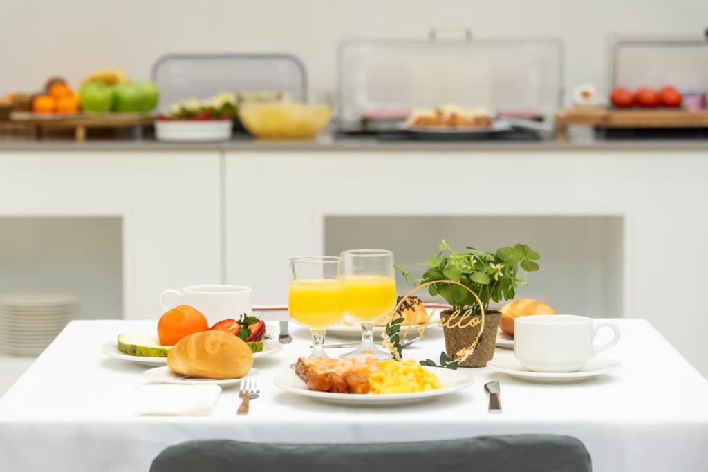 Hotel Glòries - Resim 14