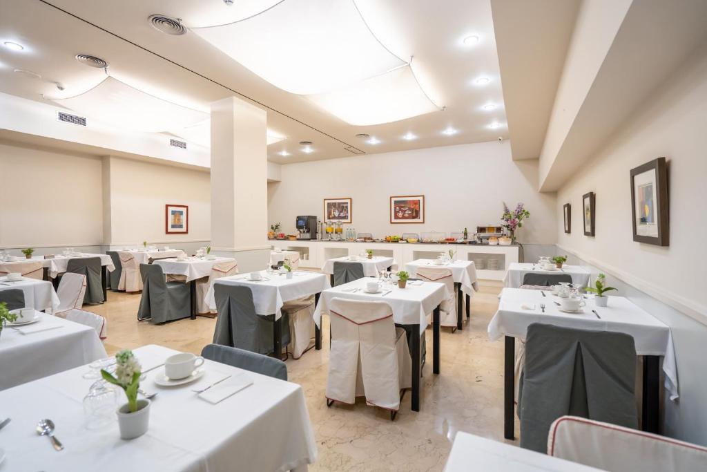 Hotel Glòries - Resim 13