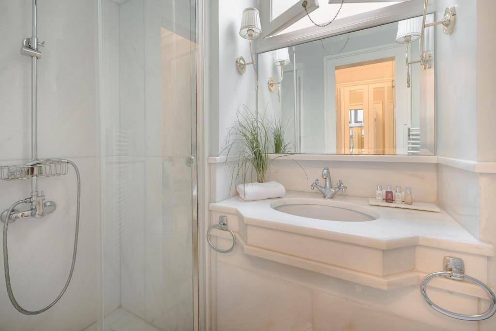 Noble Suites - Resim 30