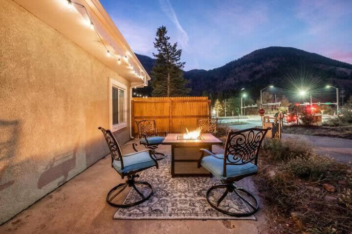 Gallery image of Mtn Studio- Waffle maker -King Bed-Kid Friendly in Cascade-Chipita Park