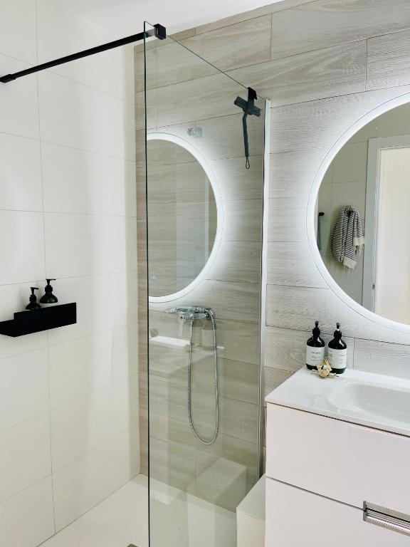 A bathroom at CASA MIRABEL