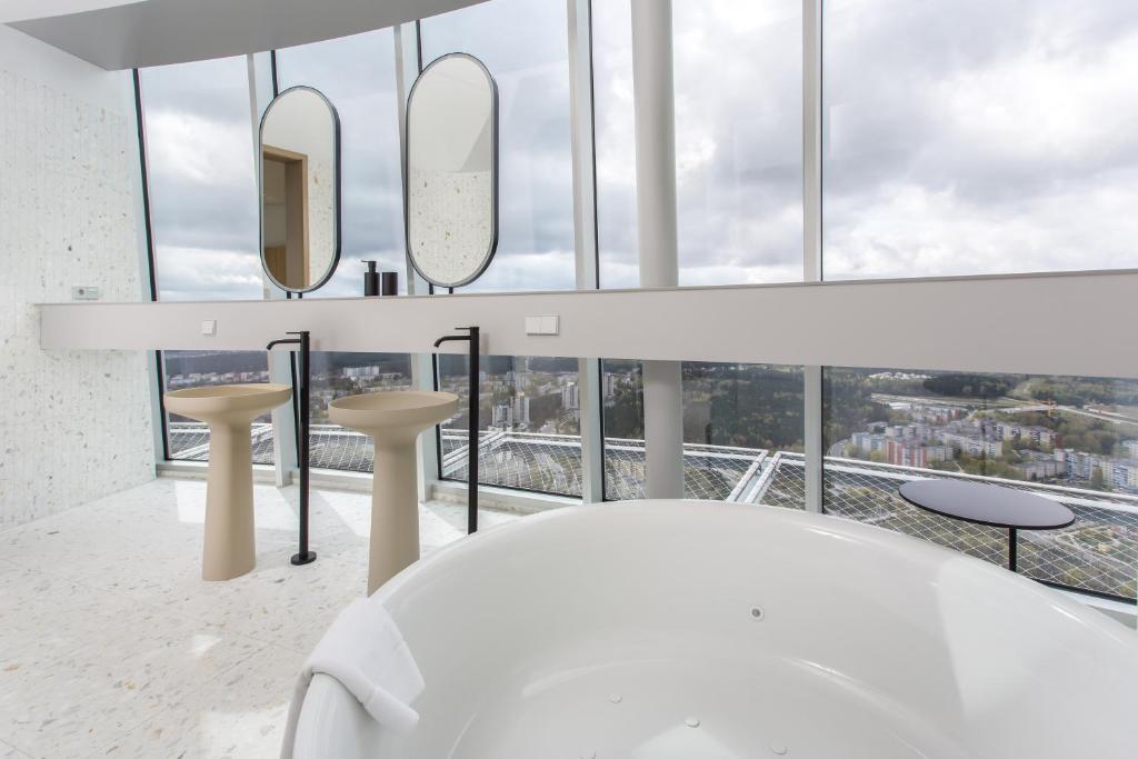 Fotografie z fotogalerie ubytování Vilnius TV Tower Apartments DEBESYS v destinaci Vilnius