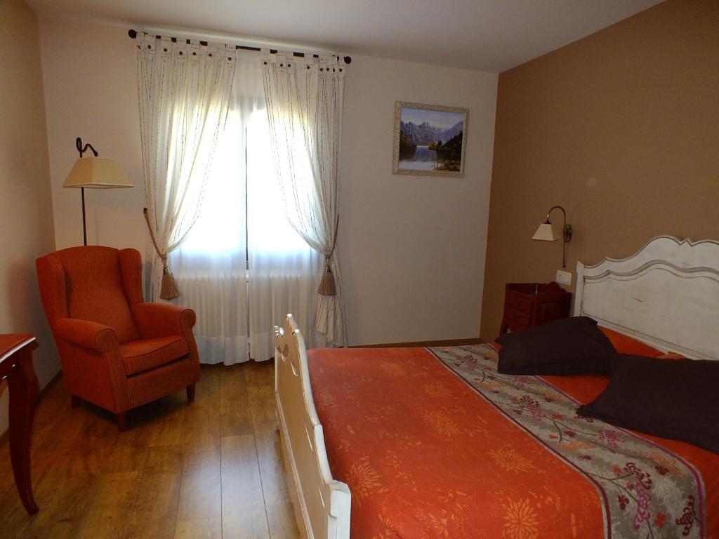 Hotel Areulo - Camera Matrimoniale (2 Adulti + 1 Bambino)
