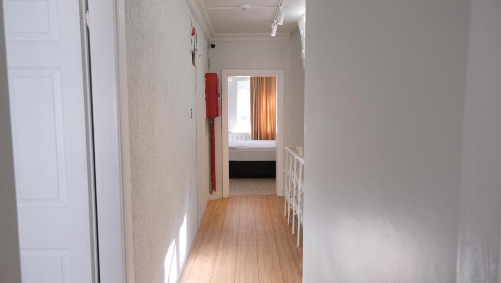 لابی و فضای عمومی Simon Hotel - تصویر ۵
