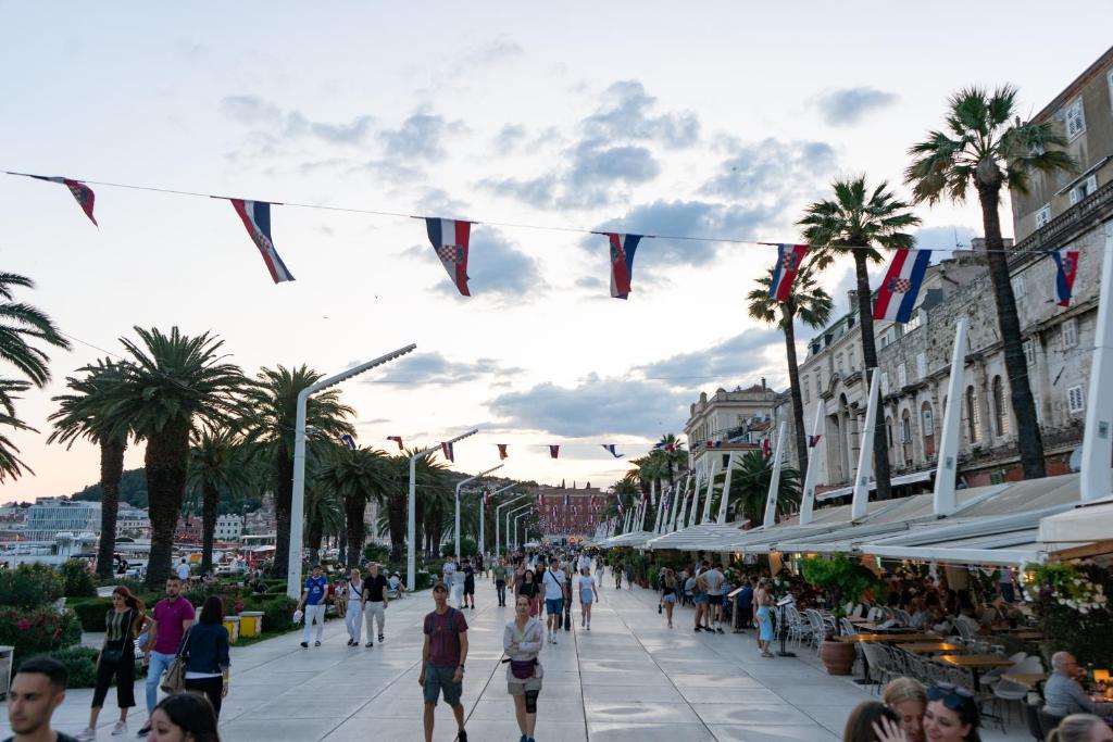 Hostia v ubytovaní Apartment Happy in Split center 10 min walk from Bačvice beach