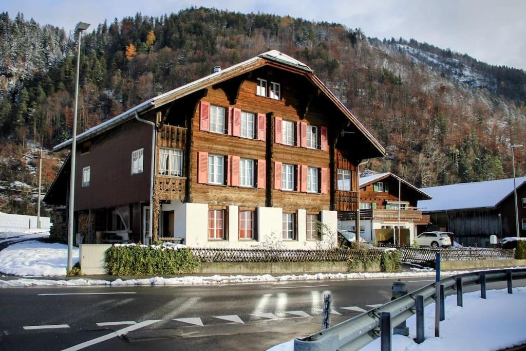 Nespecifikovaný výhled na hory nebo výhled na hory při pohledu z apartmánu