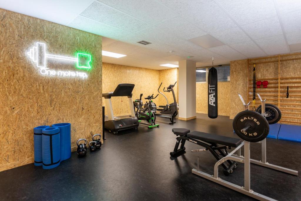 Fitness centrum a/nebo fitness zařízení v ubytování Residencia Universitaria Resa Hernan Cortes