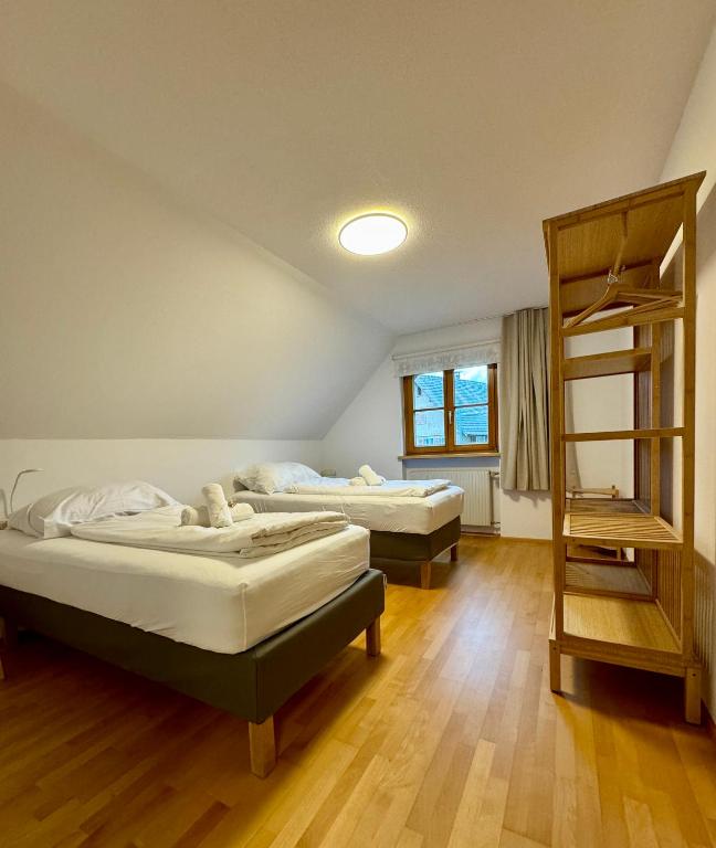 Postel nebo postele na pokoji v ubytování Bauernchalet Alois