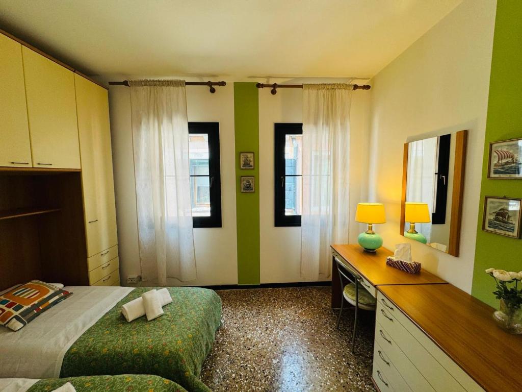 Grimaldi Apartments San Marco & Castello - Ca' Zaccaria Two-Bedroom Apartment - Castello 4993
