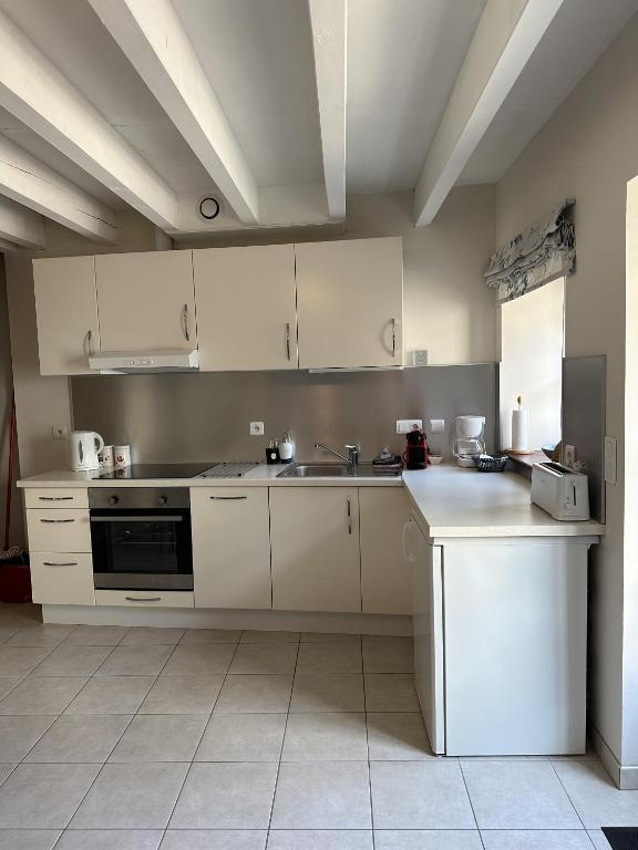 Petit Moulin De Veillard - Estudio Superior