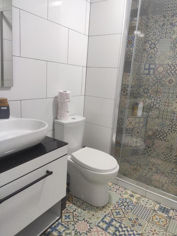 Koupelna v ubytování Family Нotel Banuri