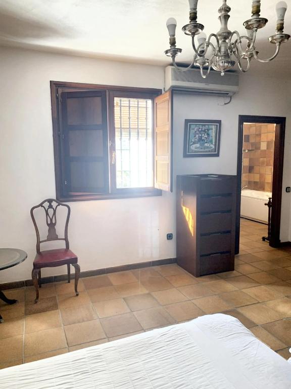Posteľ alebo postele v izbe v ubytovaní Sumptuous Villa in Vejer de la Frontera with Private Pool