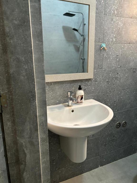 Koupelna v ubytování Heliopolis Residence Shorouk city, Cairo (premium)