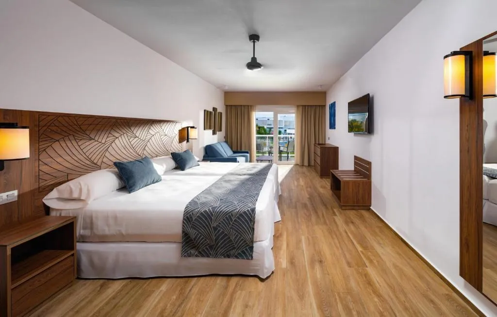 Gallery image of this property