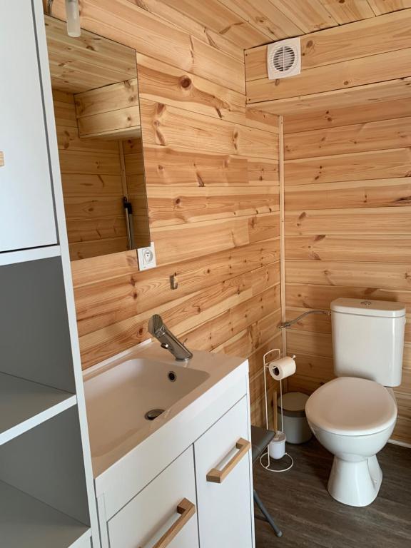 Koupelna v ubytování Céüse lodges & spa