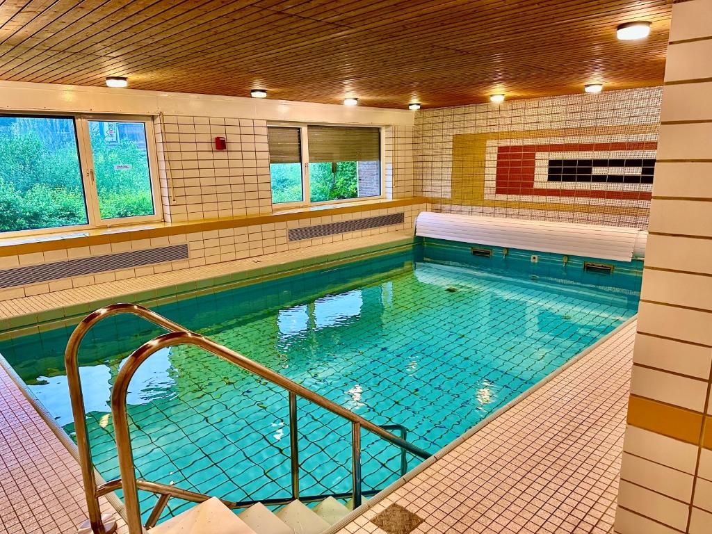 Bazén v ubytování Möhne-Seeblick - by Casa Happyuna - Your happy home away from home nebo v jeho okolí