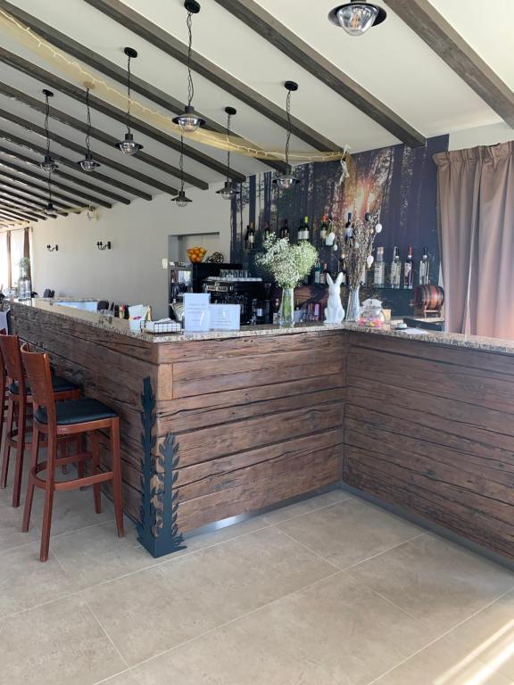 Lounge nebo bar v ubytování Tekeres-patak Fogadó