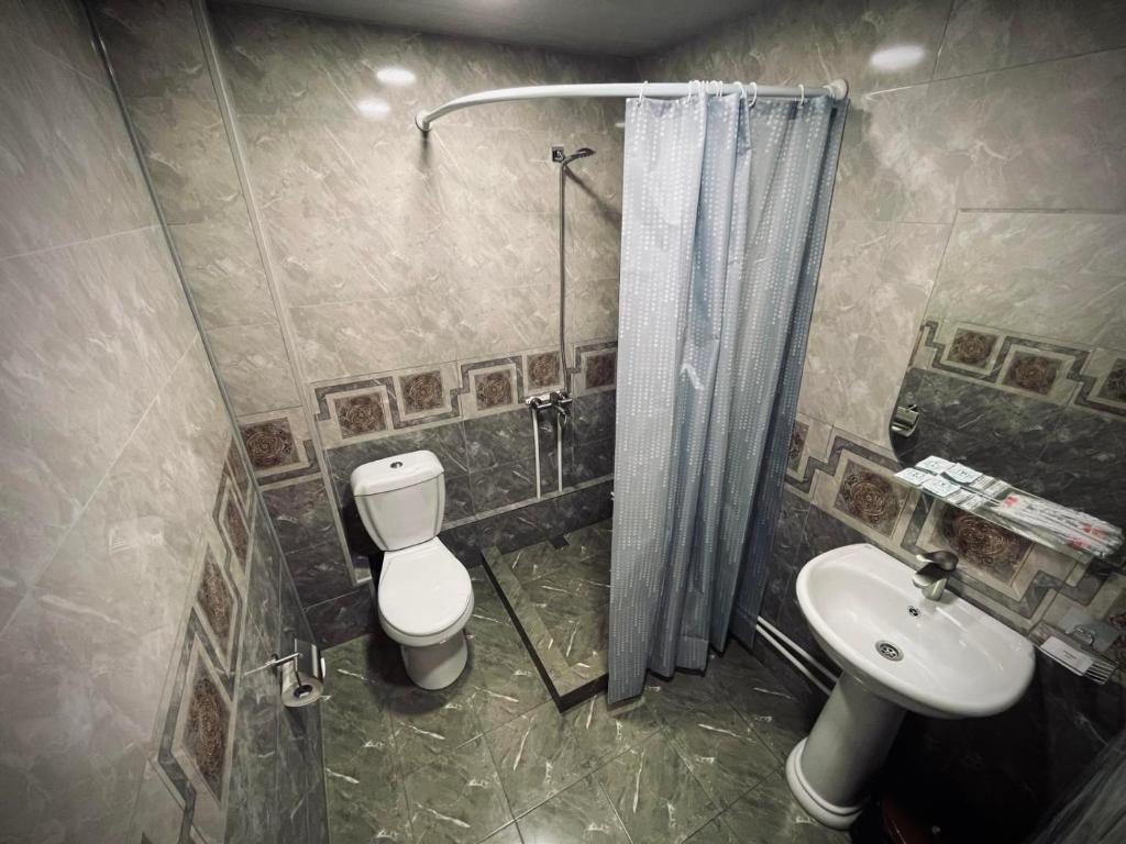 Red House - Large Double Room