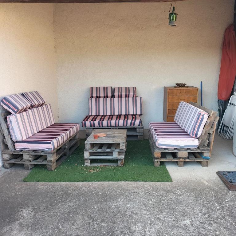Posedenie v ubytovaní Apartament rural 2/4 PAX Vallespir