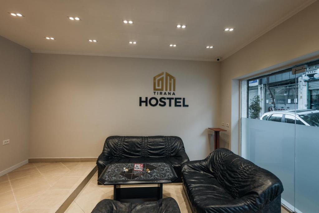 Posezení v ubytování GM Tirana Hostel