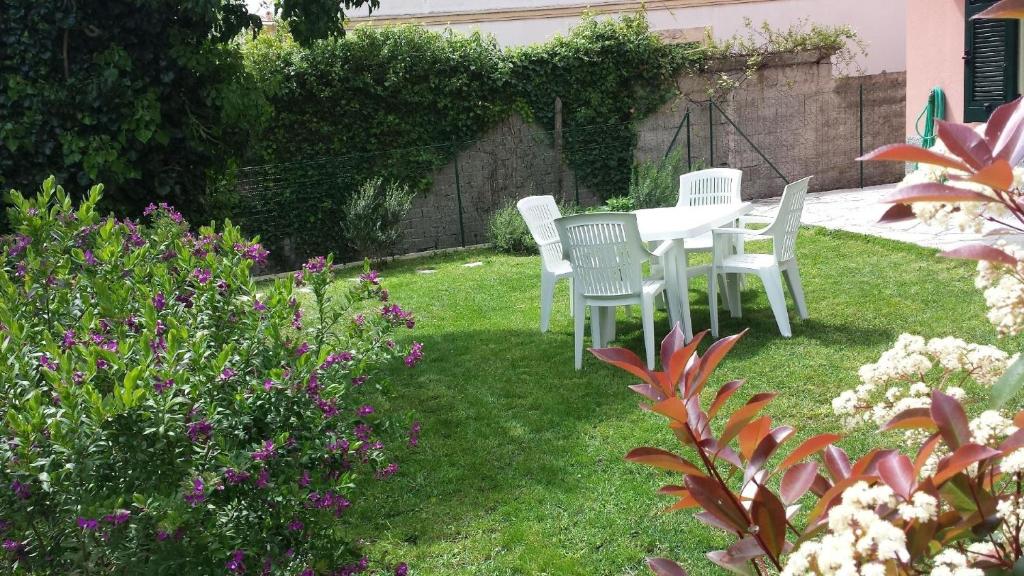 Wohnung in Moneglia mit Privatem Garten, Moneglia (aktualisierte Preise