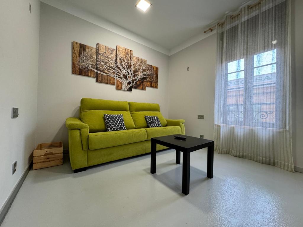Posedenie v ubytovaní Apartamentos Mk77 León- San Isidoro