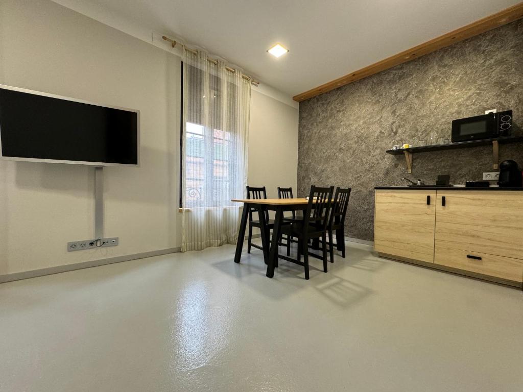 Kuchyňa alebo kuchynka v ubytovaní Apartamentos Mk77 León- San Isidoro