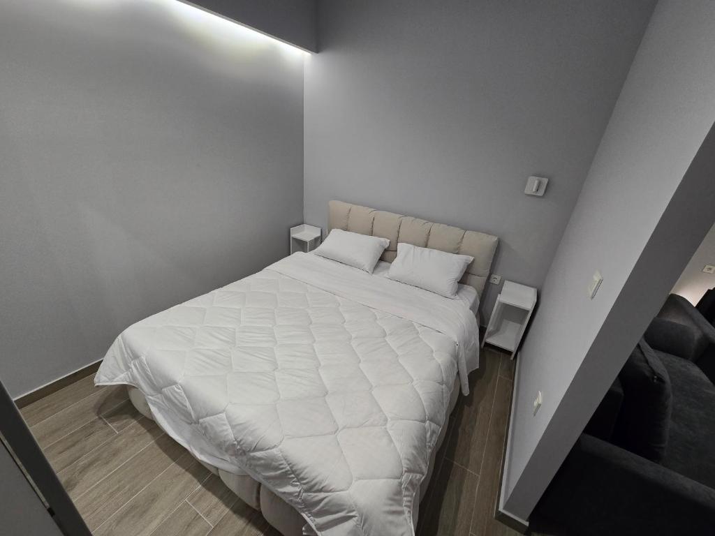 GREKO HOME WITH FREE PRIVATE PARKINg - 7