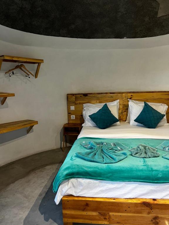 EcoFunco - Quarto Duplo Com Casa De Banho Privada