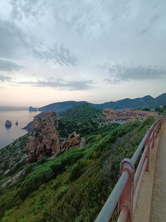 Il Miraggio a Nebida - Esclusiva Villa con Piscina e Vista