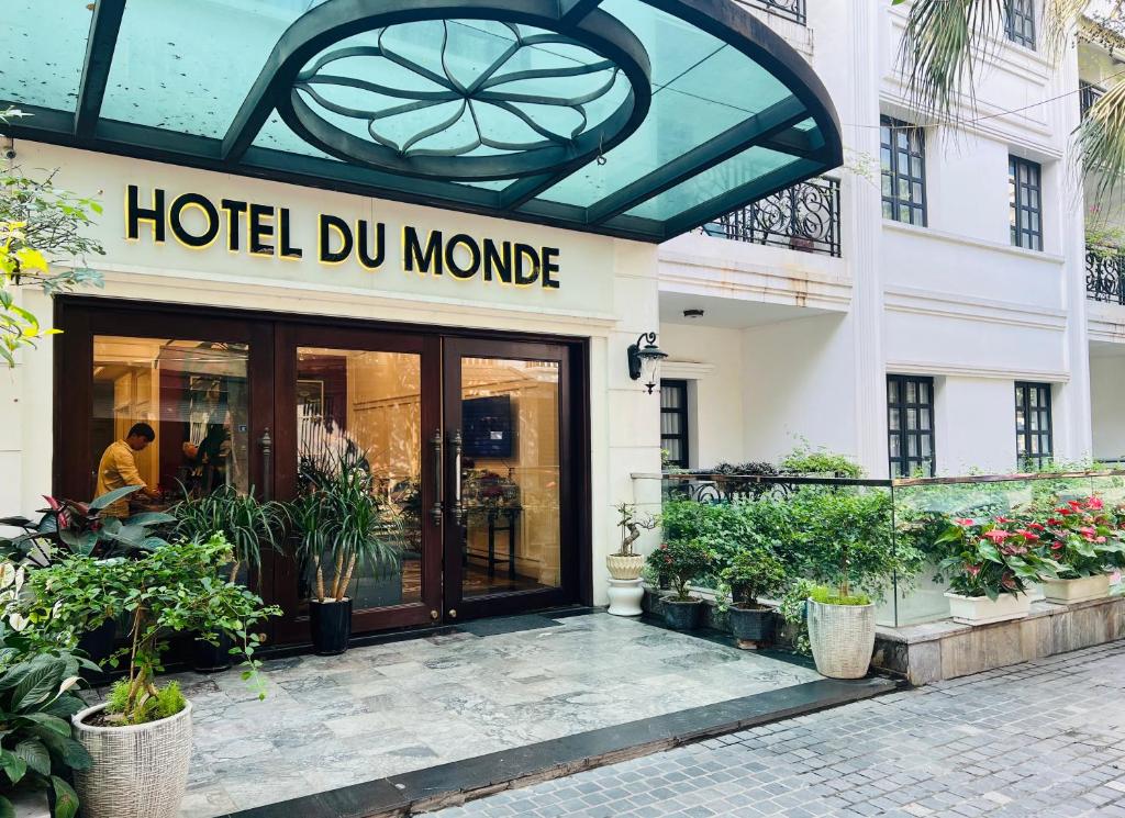 a hotel du monde entrance to a hotel at Hotel du Monde in Hanoi