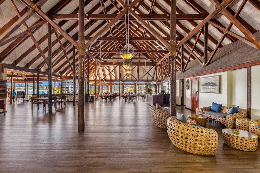 Restaurace v ubytování Iririki Island Resort & Spa